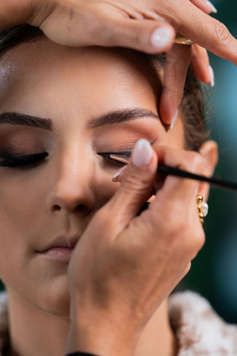 Maquillaje de ojos en tonos cálidos